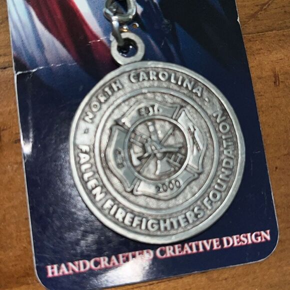 North Carolina Firefighter Firefighters Foundation Pewter Keychain Fireman Gift - Picture 2 of 3